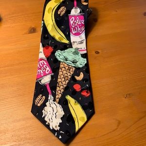 Vintage Silk tie. Novelty ice cream theme. Ice cream cones, whipped cream, etc.